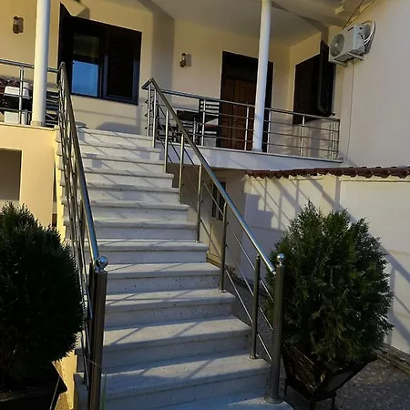 Elby Apartments Berat Exterior photo