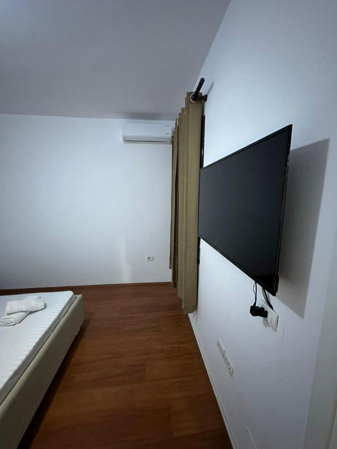 Elby Apartment